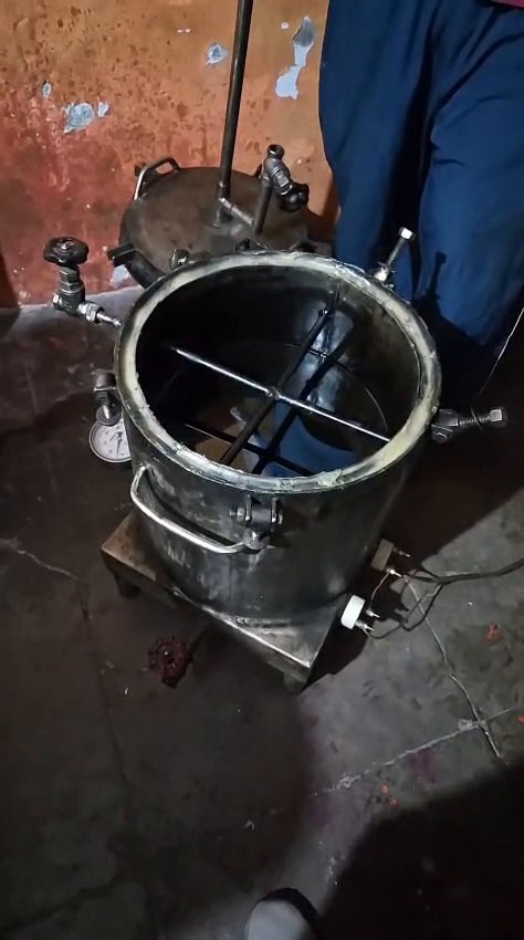 25 L Pilot Model